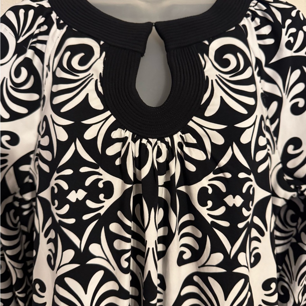 Nicole Miller Black/White Blouse w/Blue Trim & Neckline Detail 40" BUST #1 - Picture 2 of 11